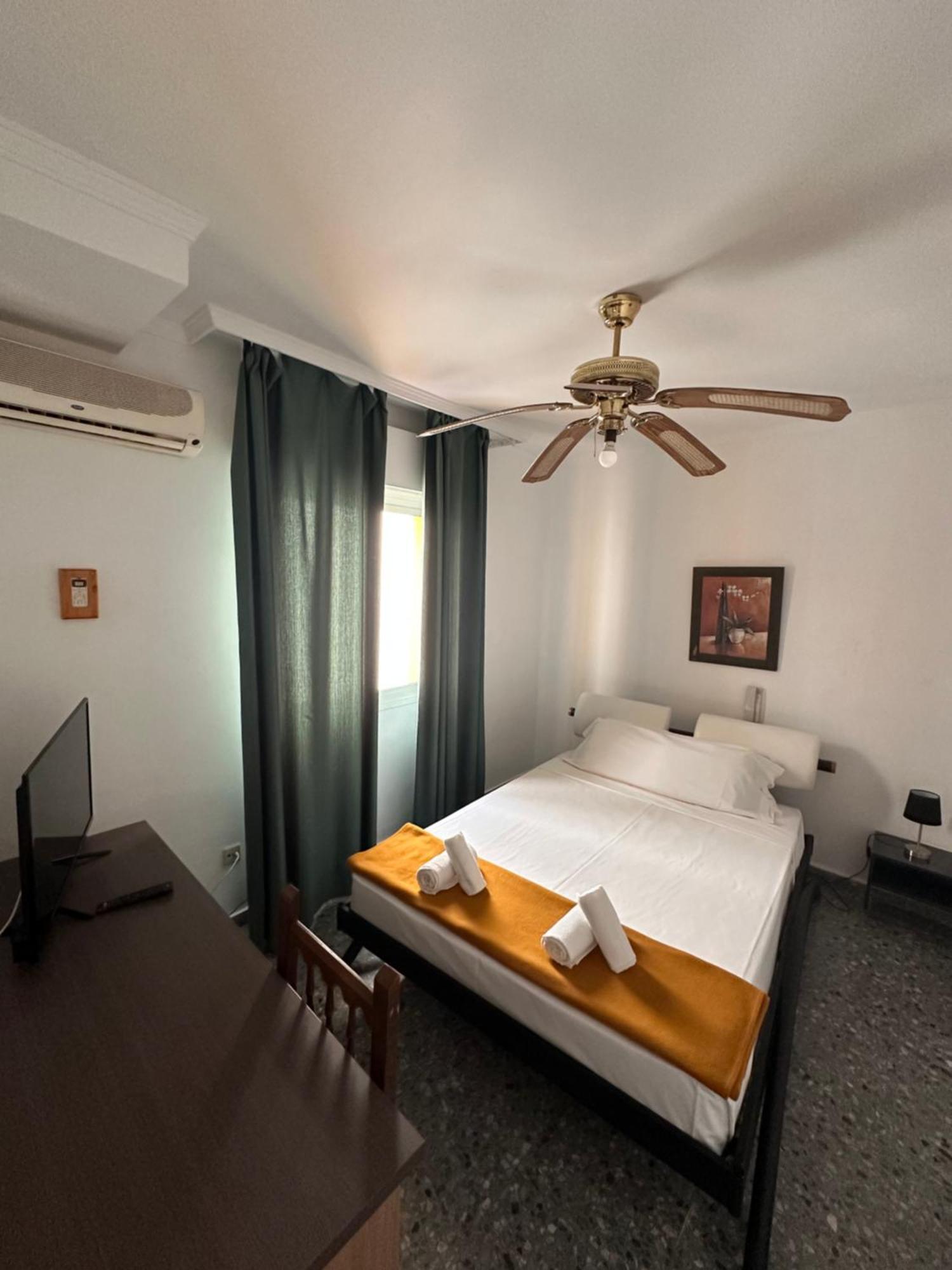 Hostal San Felipe Marbellac Extérieur photo