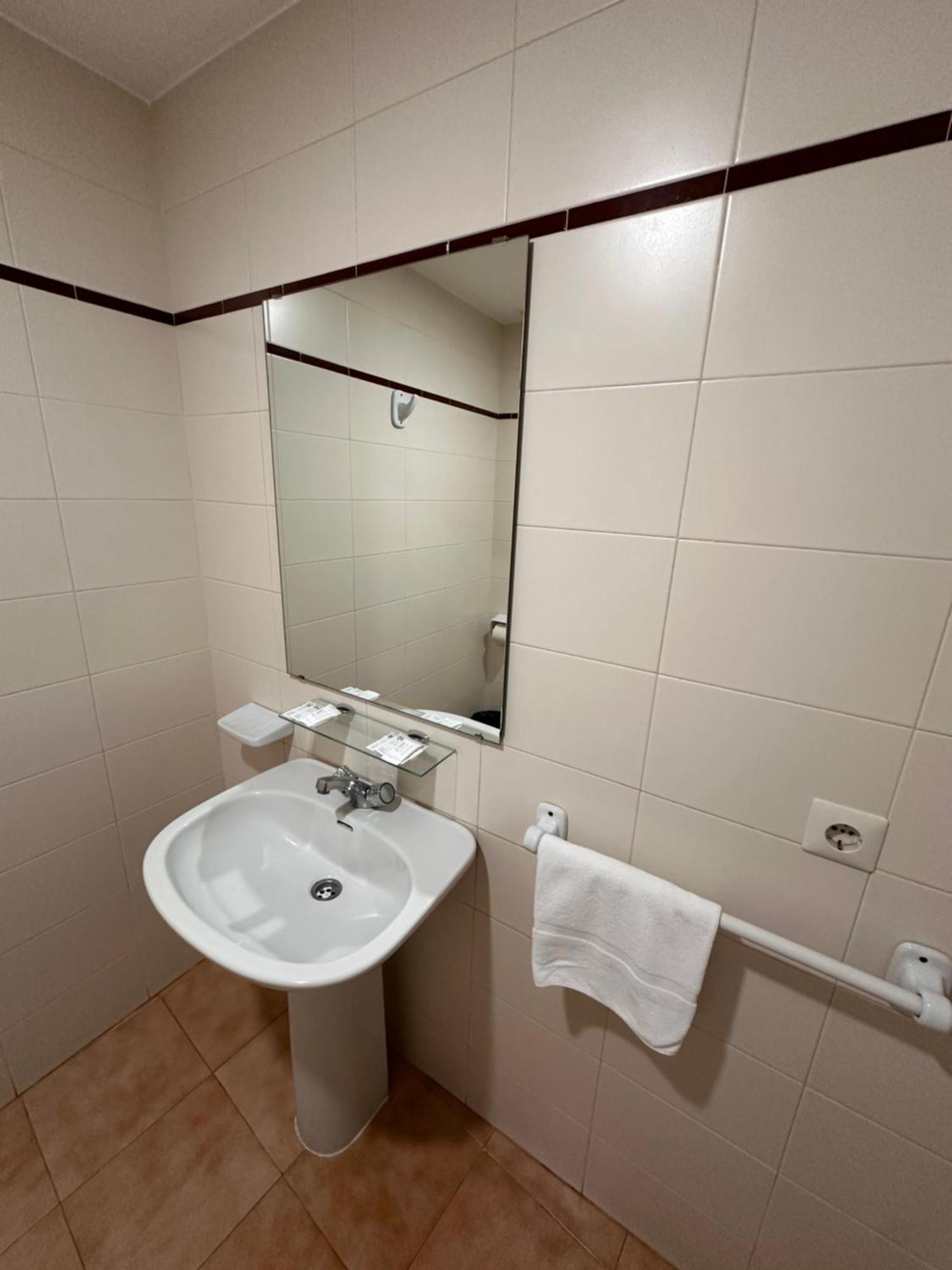 Hostal San Felipe Marbellac Chambre photo